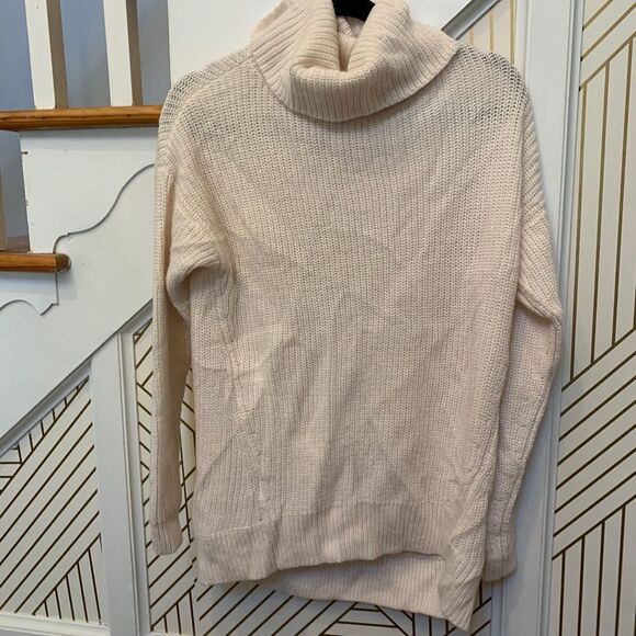 Lou & Grey | Ivory Turtleneck w/ Open Back Sweater - Picture 4 of 7